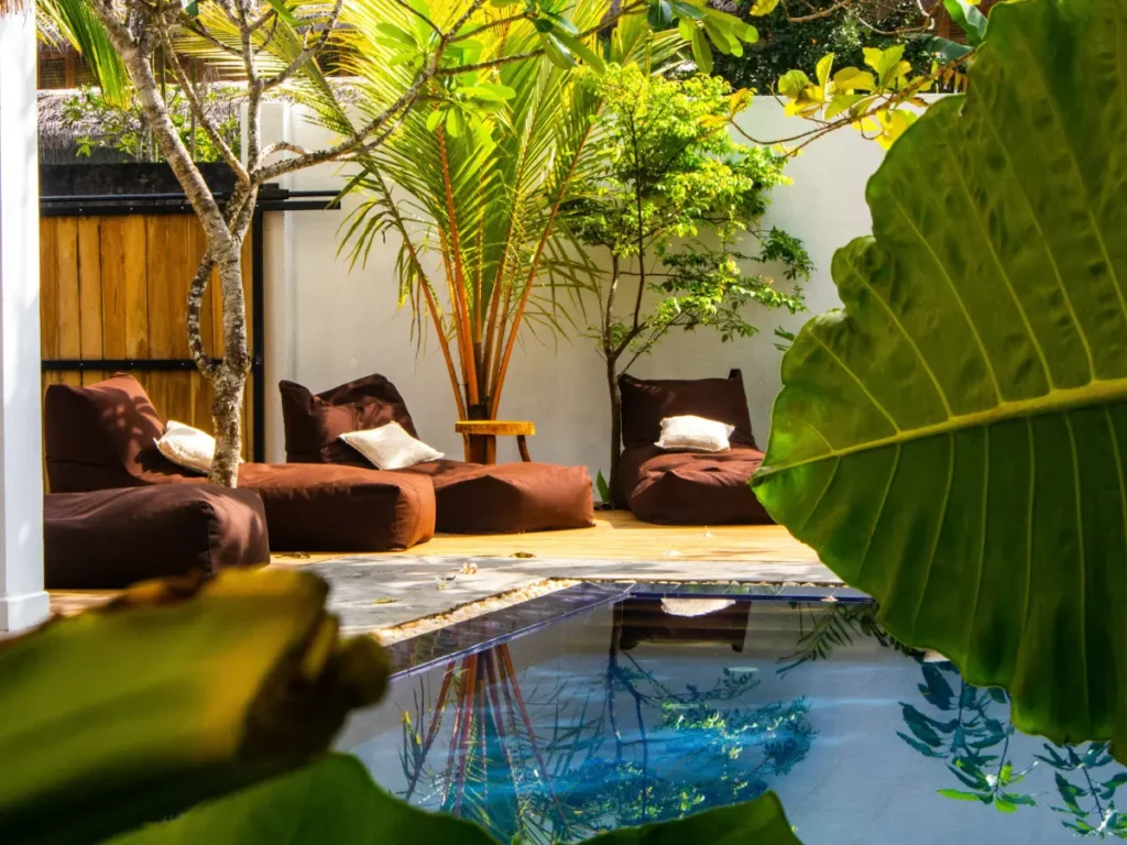 The pool and garden at Gota Dagua, the best value surf camp in Ahangama