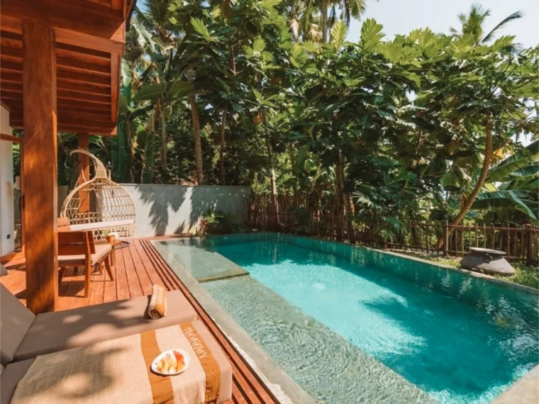 The private pool at Kohamba Villa Madiha Hill