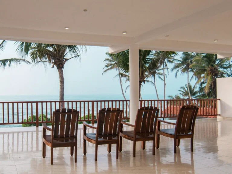 The view over the ocean from Savenrose hotel, a great place to stay in Madiha